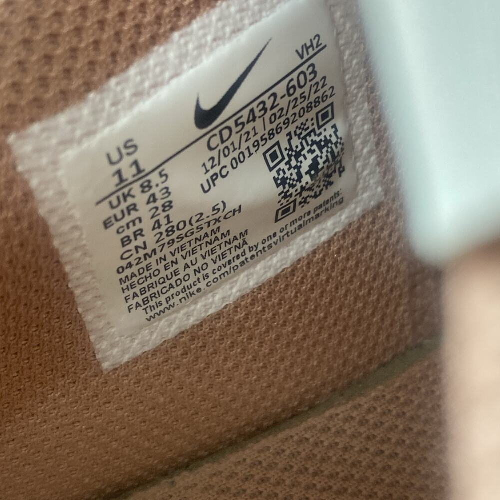 Nike Air Max Women's Dusty Pink/White Athletic Sneakers - Picture 8 of 9